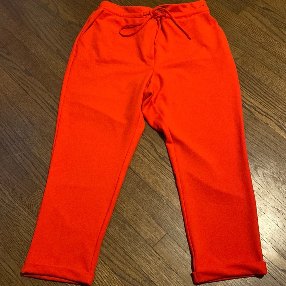 New York and Company Ankle Cropped Capri Drawstring Stretch Pocket Joggers